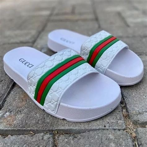 sandalia slide gucci